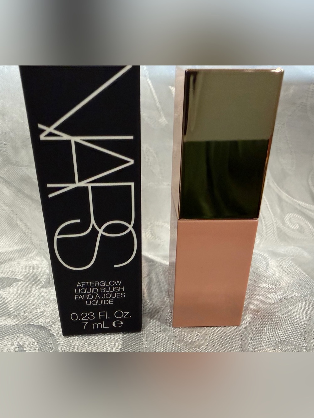 Mars Liquid Blush. New in Box.